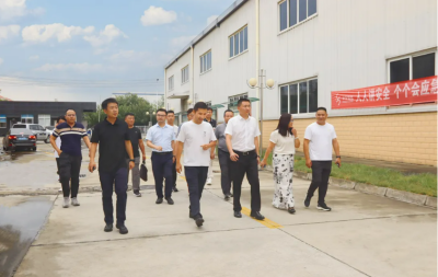 【安全生產(chǎn)】彭州市副市長(zhǎng)陳雙甲蒞臨宇亨智能督導(dǎo)檢查安全生產(chǎn)工作